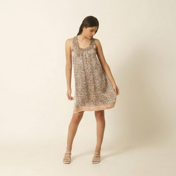 DRESSES