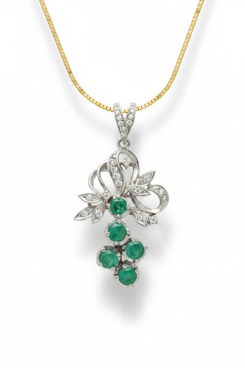 JADE Pendant (Grapes | Diamond Details | 18K White Gold) 2,5cm