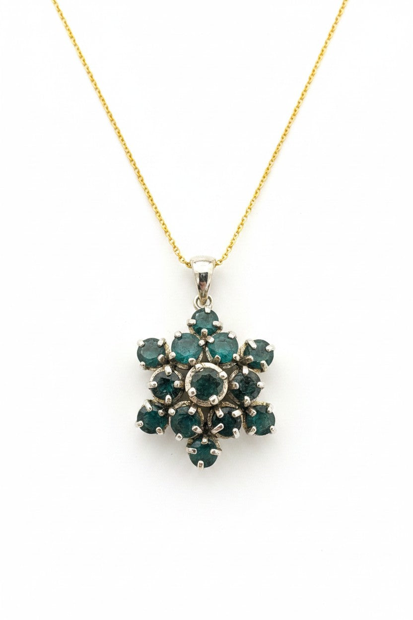 JADE Pendant (Stars | Diamond Details | 18K White Gold) 1cm