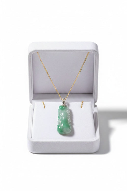 JADE Pendant (18K White Gold) 3cm