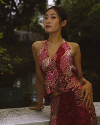 RESTU SILK TOP & RESPATI SILK SKIRT