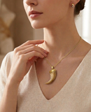 JADE Claw Pendant (18K Gold)