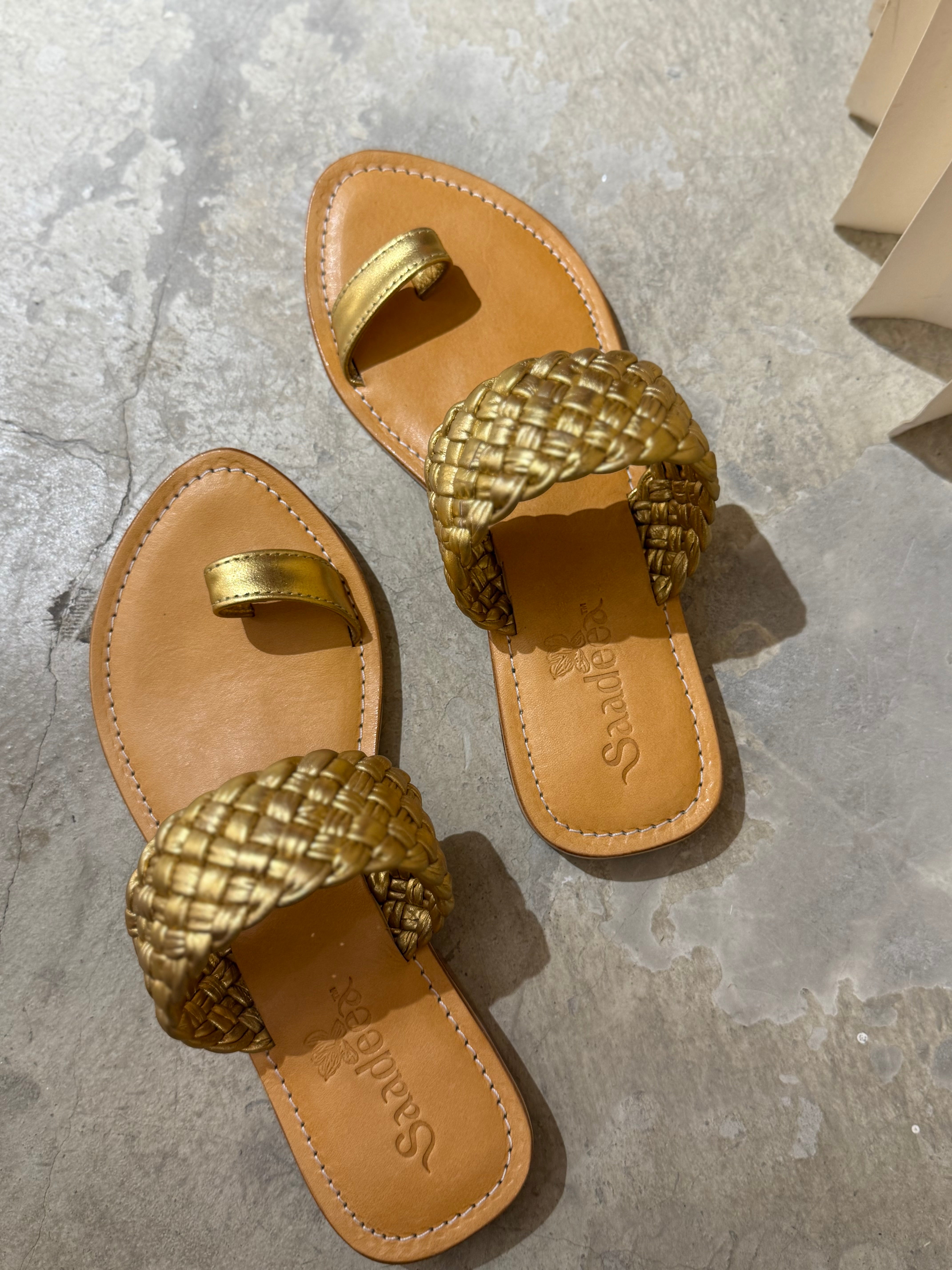 Ayuastri Sandals